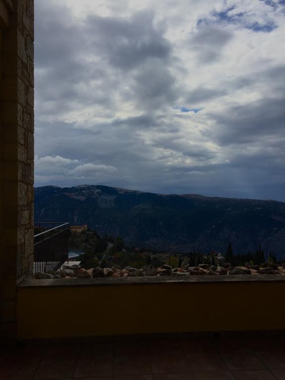 Alpen House Hotel & Suites Arachova Exterior photo